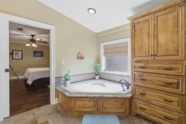 $379,500 | 1895 North Borel Drive, Lake Charles, LA 70611