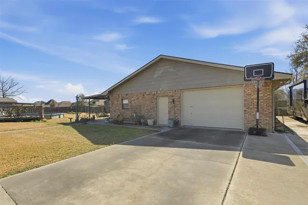 $379,500 | 1895 North Borel Drive, Lake Charles, LA 70611