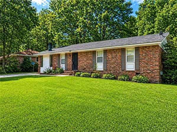 $1,475 | 1433 Iron Gate Boulevard, Jonesboro, GA 30238