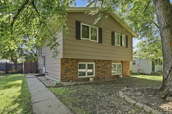 $224,900 | 134 34th Avenue North, St. Cloud, MN 56303