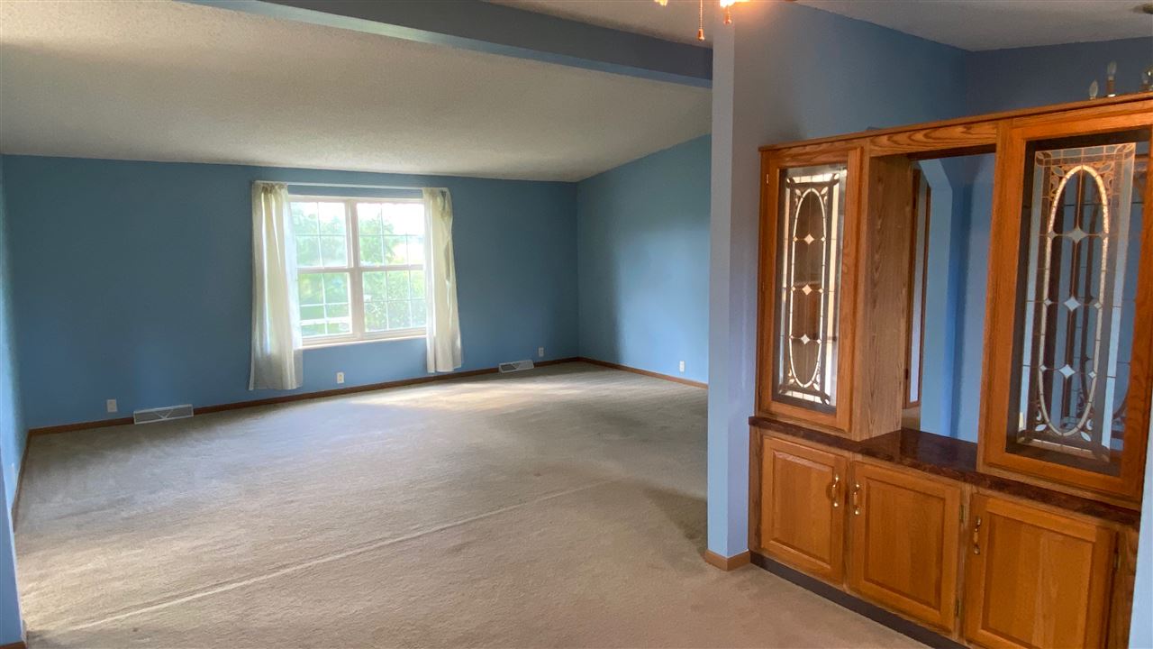 4465 West Hibbard Road Owosso, MI 48867 - Photo 10 of 33 Gallery Image 10