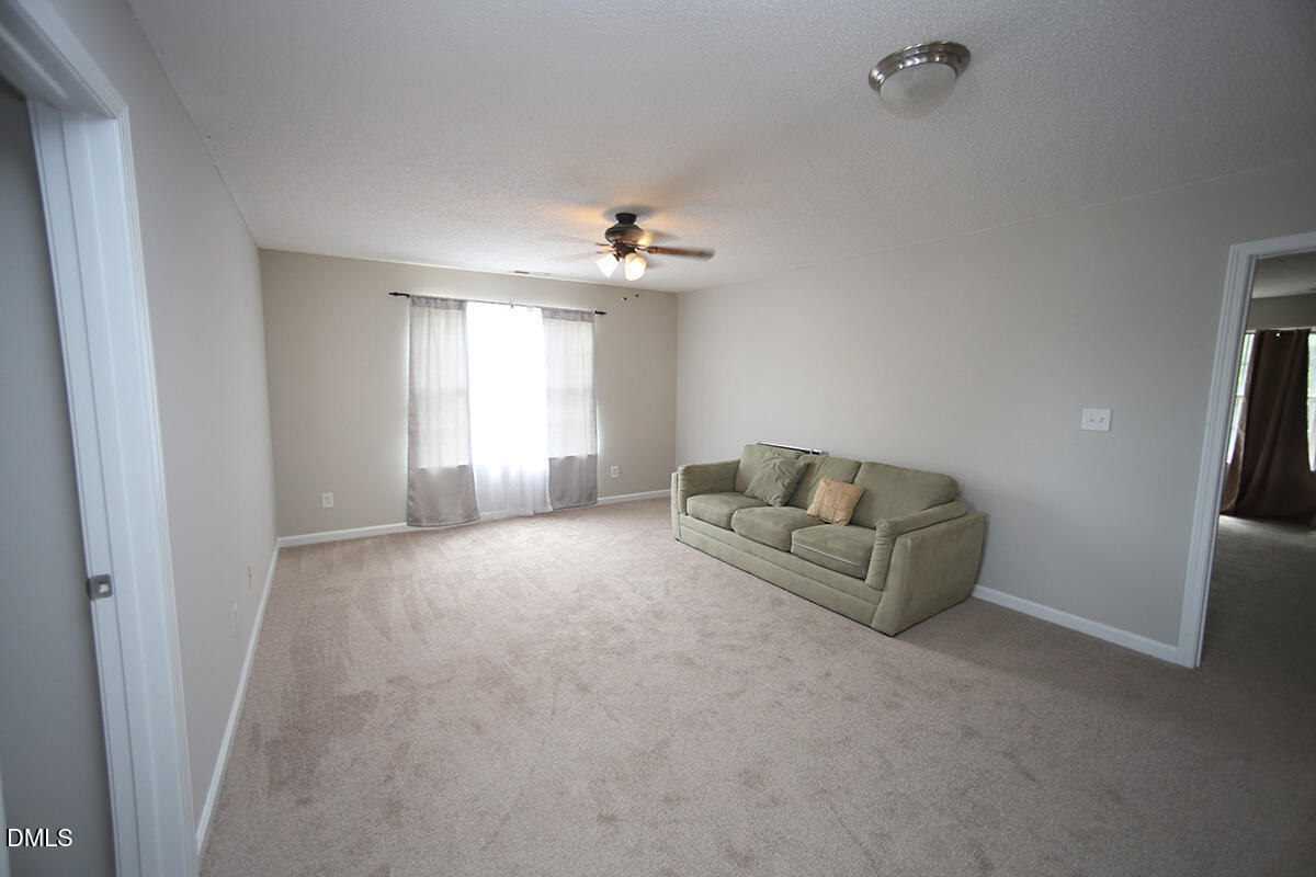 2718 Summer Stream Drive Raleigh, NC 27610 - Photo 10 of 18 2718 Summer Stream DrI