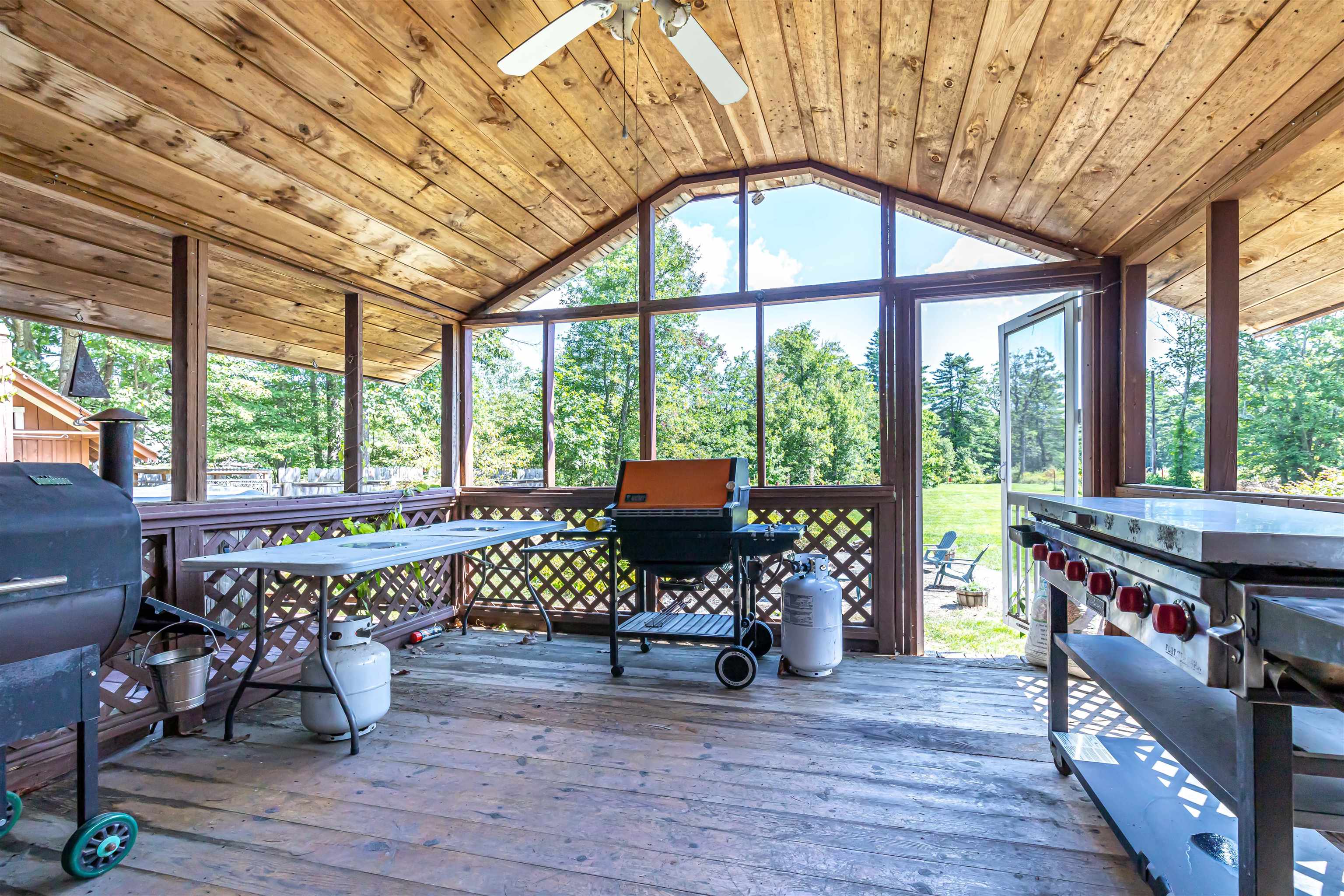 10 Pond Road Deering, NH 03244 - Photo 8 of 41