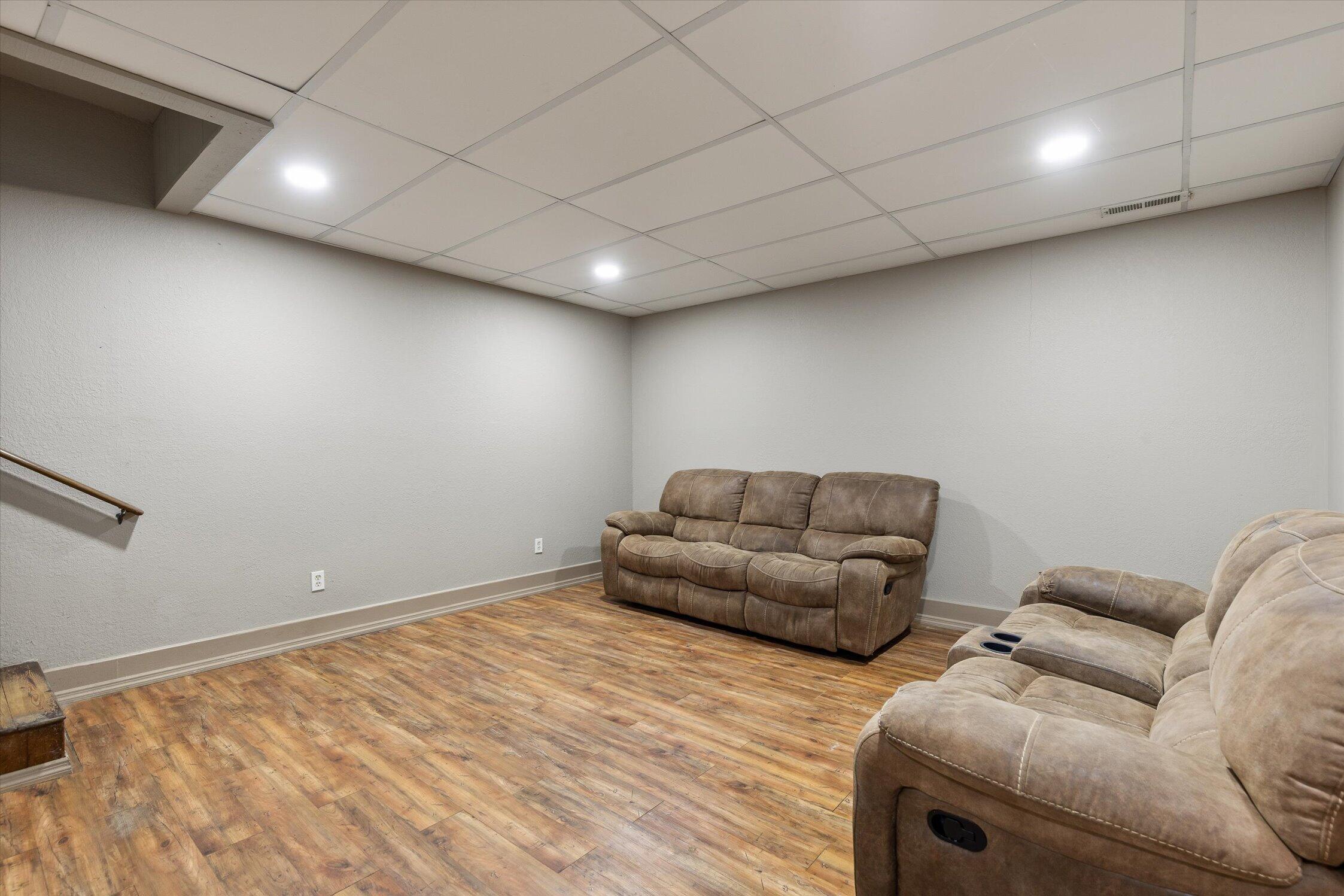 10911 East Brainerd Road Apison, TN 37302 - Photo 28 of 42 14-10911 E Brainerd Rd-39