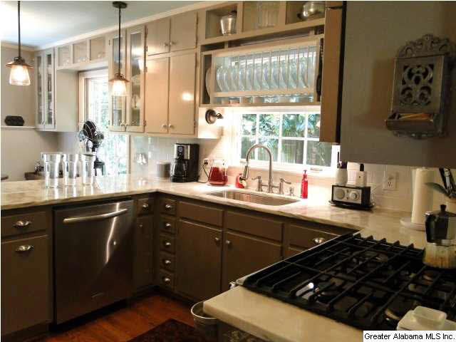 3361 Hermitage Road Birmingham, AL 35223 - Photo 11 of 28