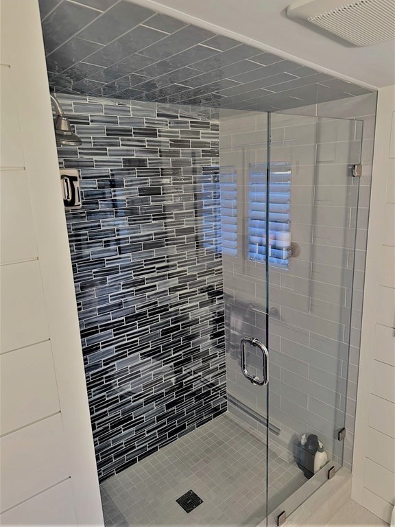 219 Training Field Road Chatham, MA 02633 - Photo 23 of 24 a bathroom with a shower