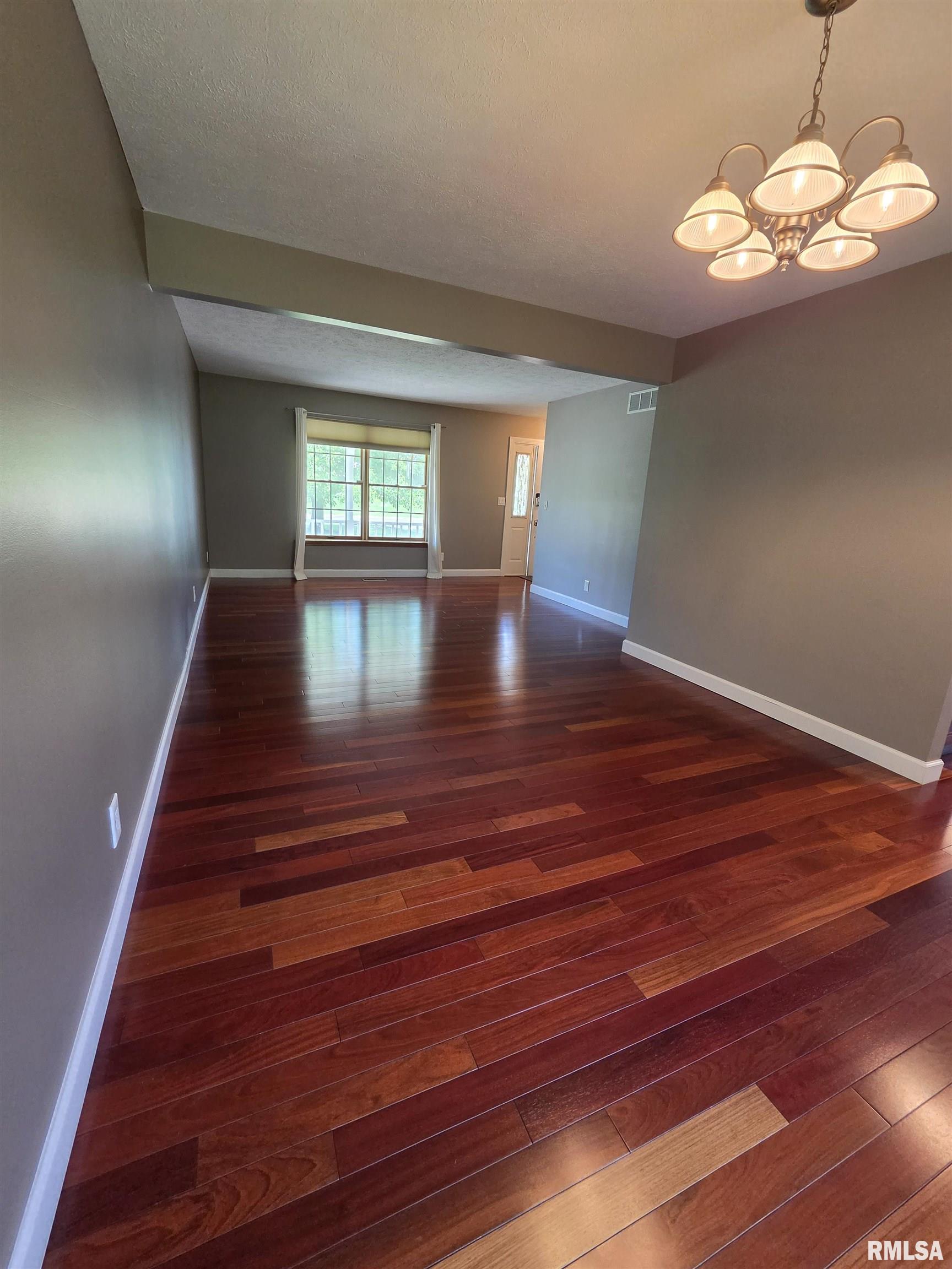 3 Peppertree Court Washington, IL 61571 - Photo 9 of 40