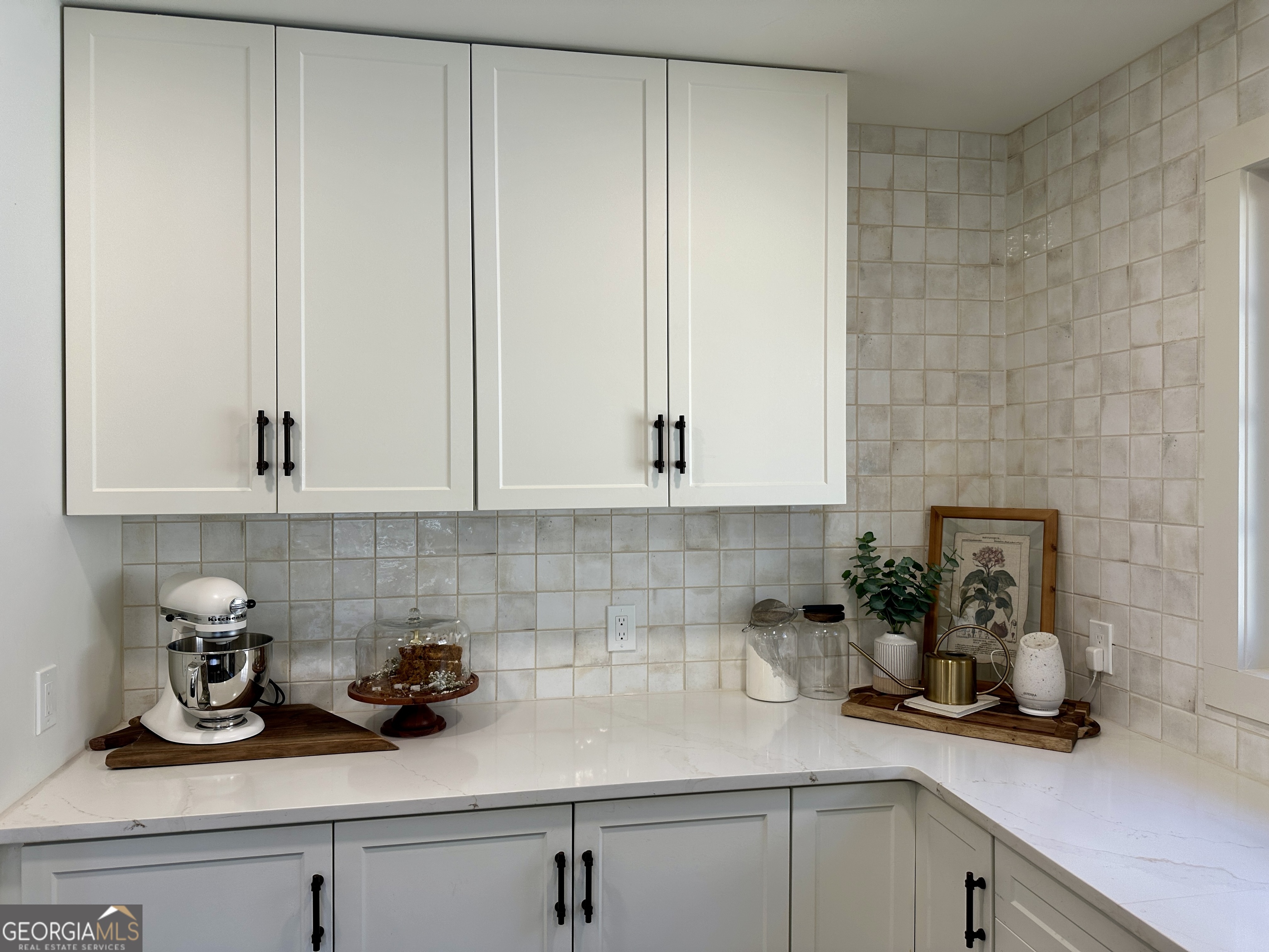 775 Ridgewood Avenue Gainesville, GA 30501 - Photo 10 of 77