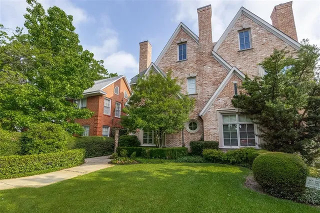 $8,500 | 4334 Emerson Avenue, Unit 4334, University Park, TX 75205