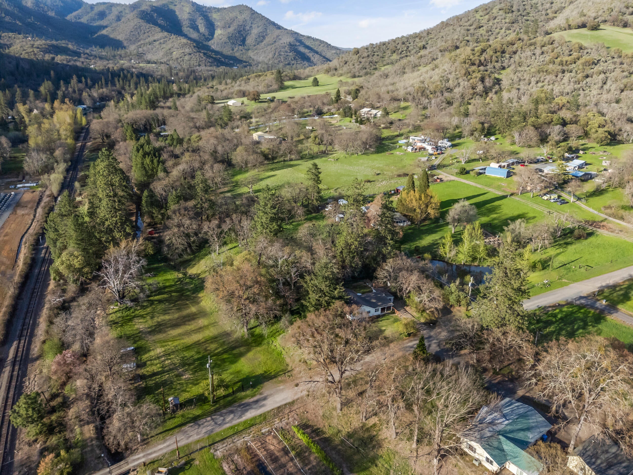642 Upper River Road Central Point, OR 97502 - Photo 40 of 50 Drone