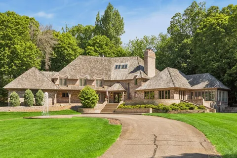 $2,195,000 | 3574 Northome Road, Wayzata, MN 55391