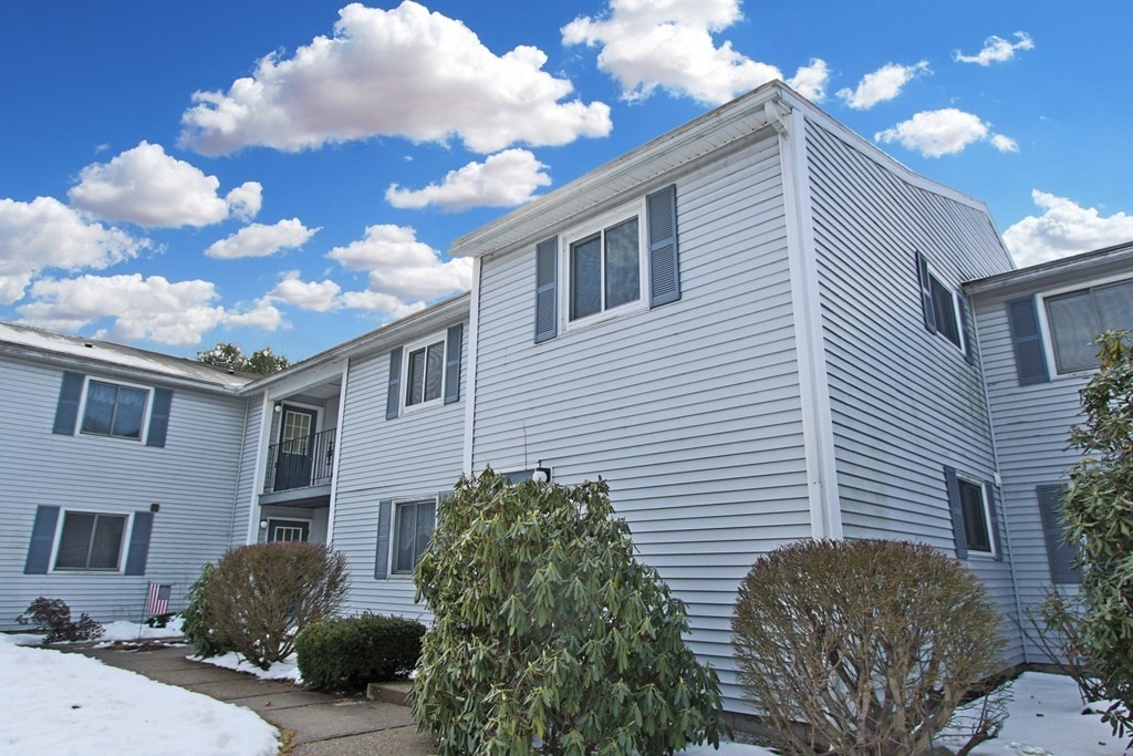 656 High Street, Unit 206 Clinton, MA 01510 - Photo 25 of 30 Gallery Image 25