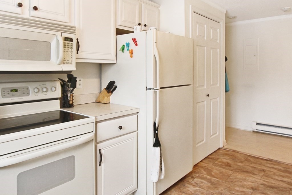 656 High Street, Unit 206 Clinton, MA 01510 - Photo 5 of 30 Gallery Image 5