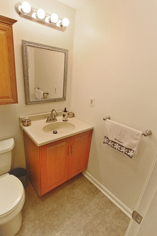 656 High Street, Unit 206 Clinton, MA 01510 - Photo 8 of 30 Gallery Image 8