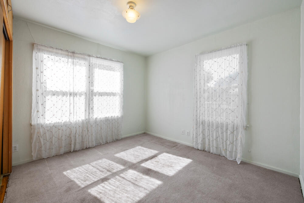 1633 Division Street Klamath Falls, OR 97601 - Photo 32 of 69 1633DivisionSt-20