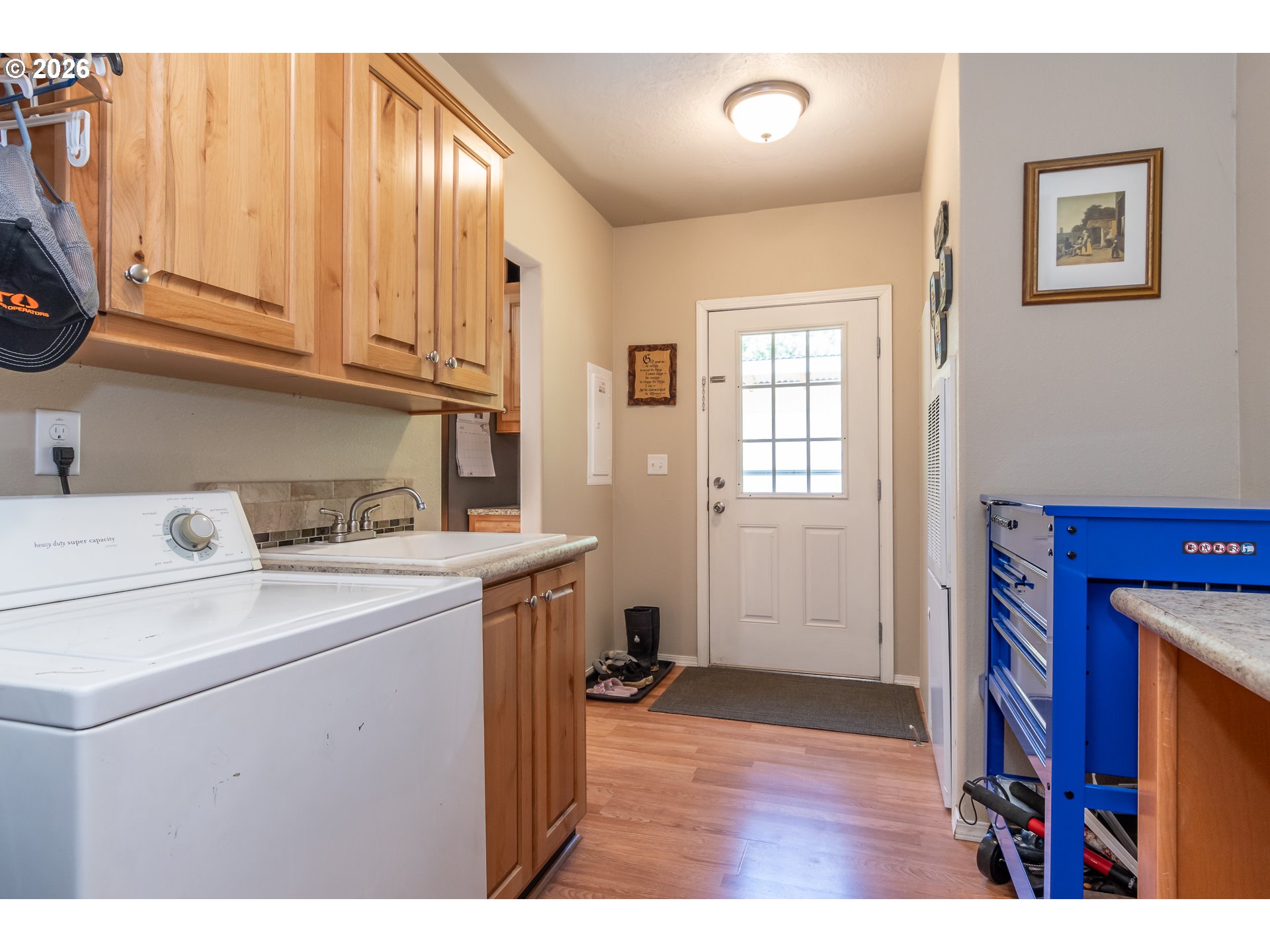 5833 Hubbard Creek Road Umpqua, OR 97486 - Photo 14 of 48 Laundry