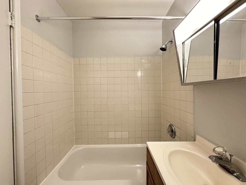 4537 North Dover Street, Unit 2H Chicago, IL 60640 - Photo 19 of 21