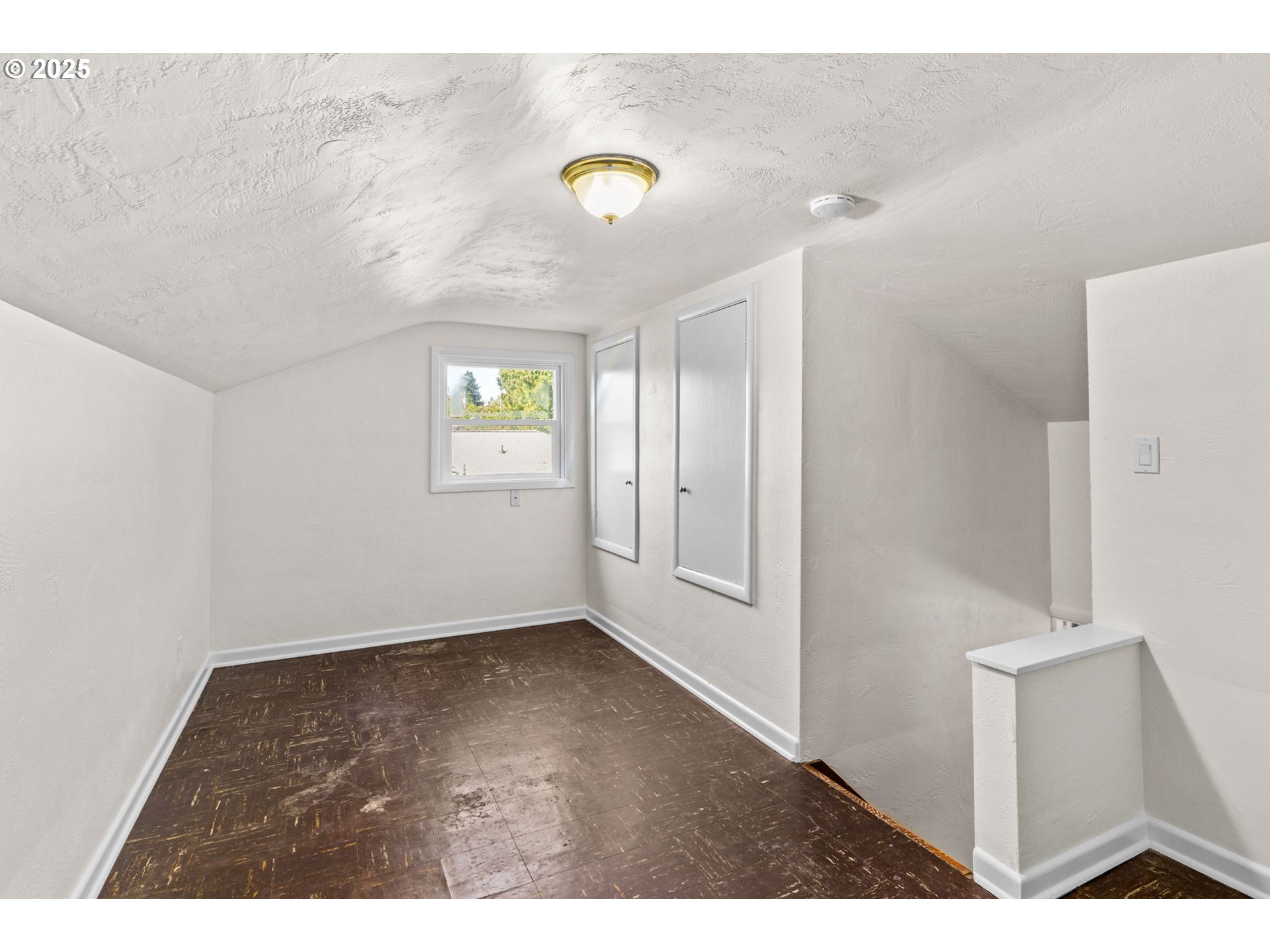 1669 Ridgefield Street Eugene, OR 97404 - Photo 11 of 30 Gallery Image 11
