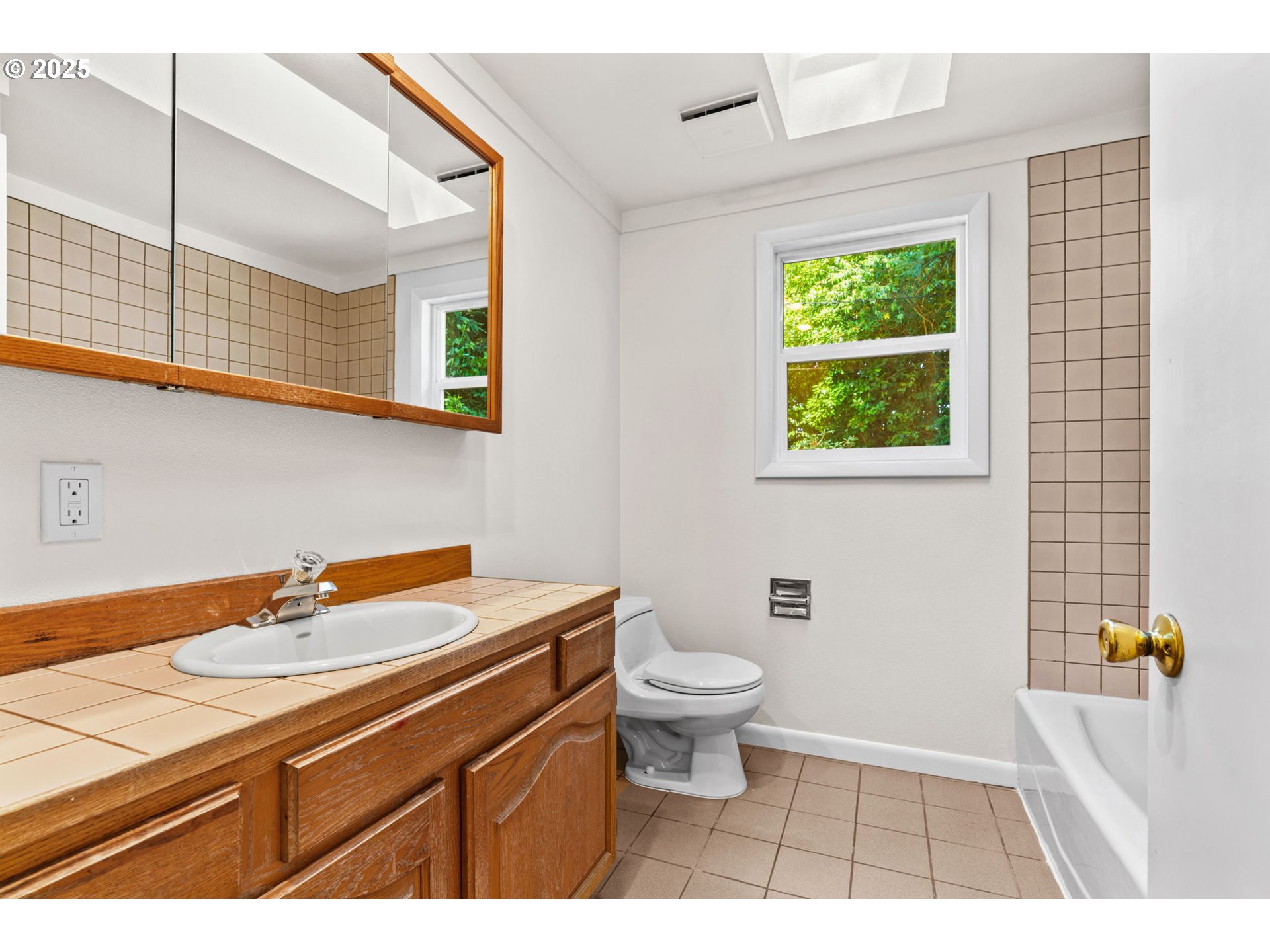 1669 Ridgefield Street Eugene, OR 97404 - Photo 18 of 30 Gallery Image 18