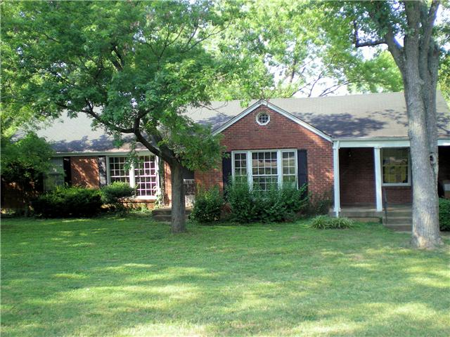 124 Alton Road, Unit A Nashville, TN 37205 - Photo 2 of 15 LOOKING FOR A GREAT HOME TO REHAB? WANT A WONDERFUL BUILDING LOT IN BELLE MEADE HIGHLANDS? WANT A DUPLEX INVESTMENT?