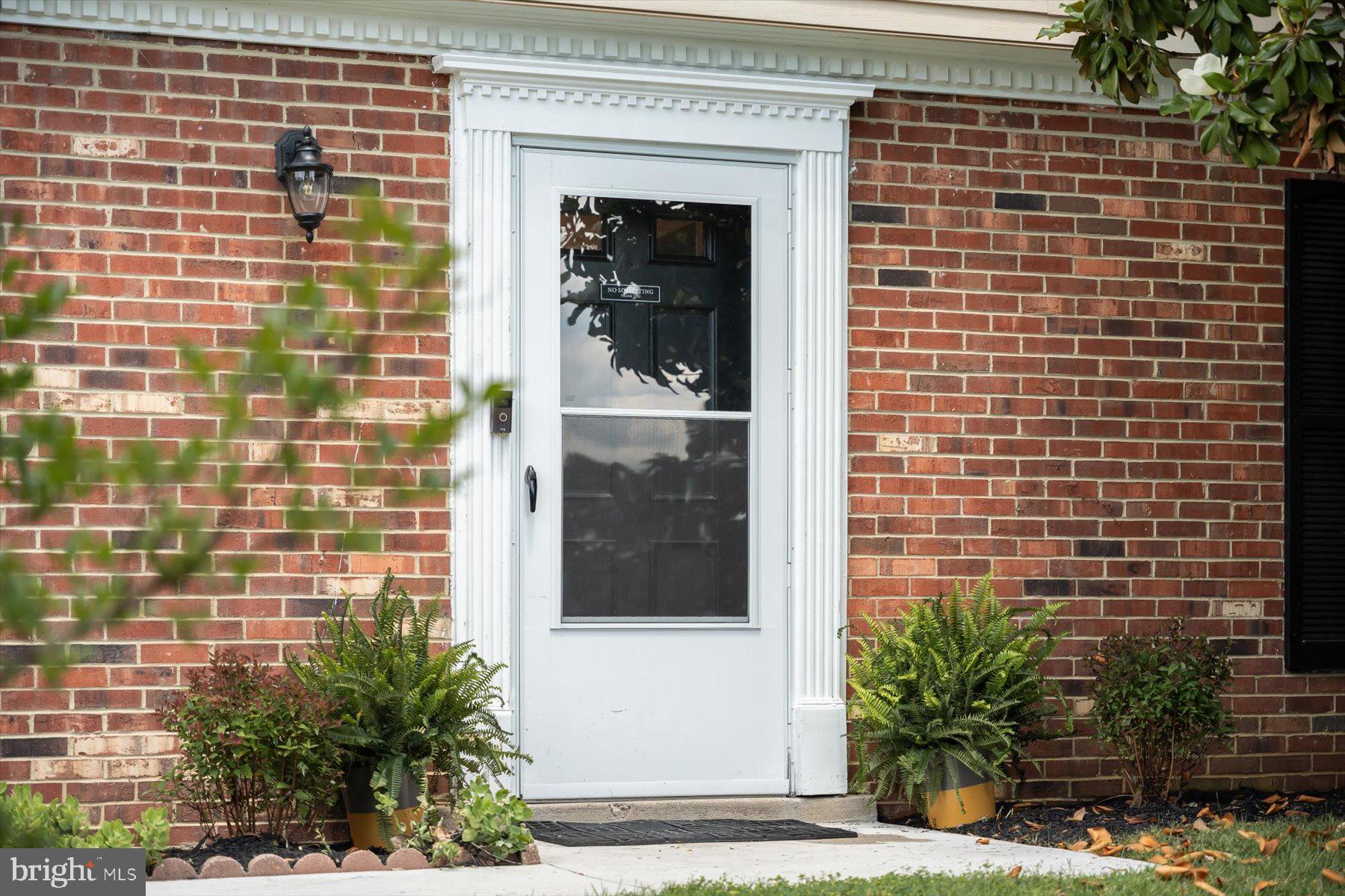 6819 Ben Franklin Road Springfield, VA 22150 - Photo 3 of 47 a view of entrance