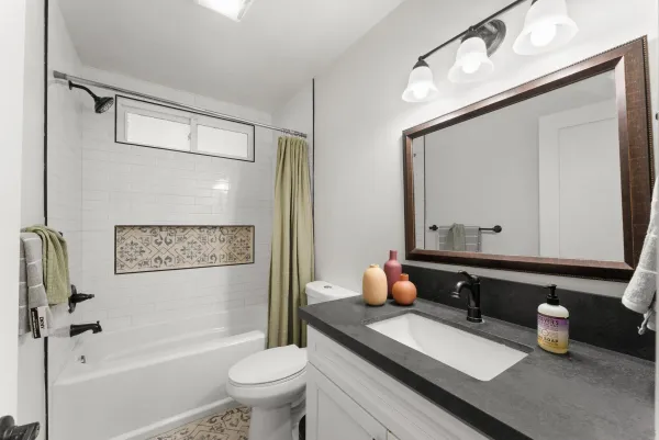 $869,000 | 2025 West El Norte Parkway, Escondido, CA 92026