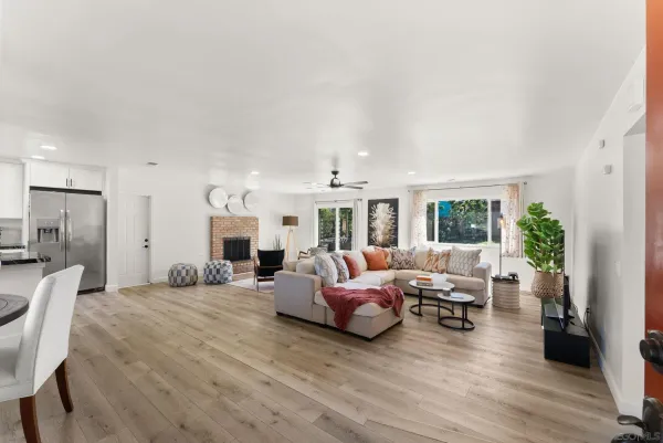 $869,000 | 2025 West El Norte Parkway, Escondido, CA 92026