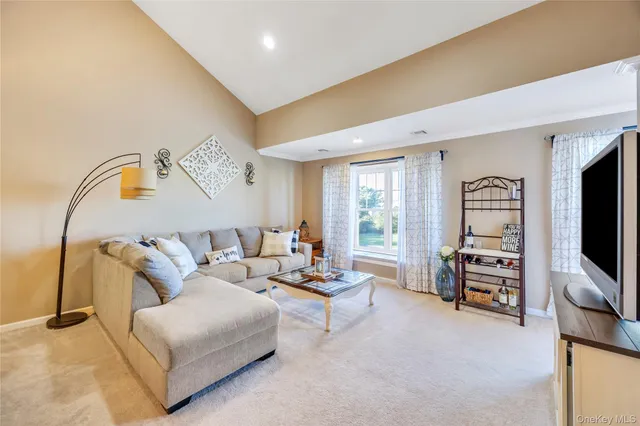 $490,900 | 100 Weatherby Lane, Unit 100, Central Islip, NY 11722