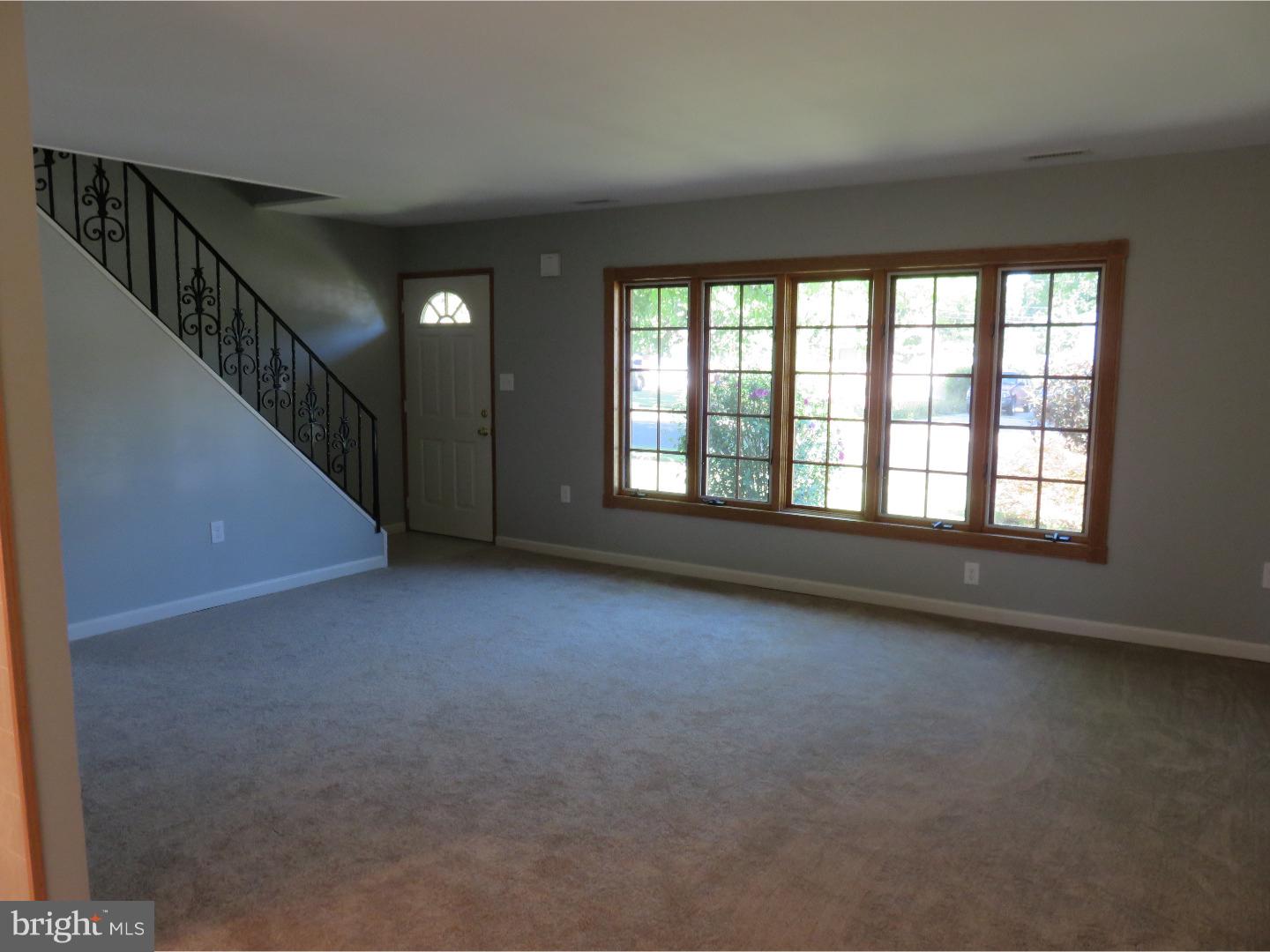 62 Upland Road Levittown, PA 19056 - Photo 6 of 12 Gallery Image 6