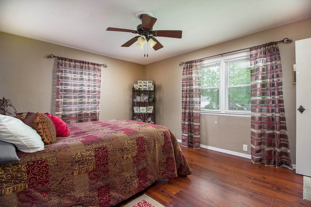 3914 West Riverside Avenue Muncie, IN 47304 - Photo 7 of 16