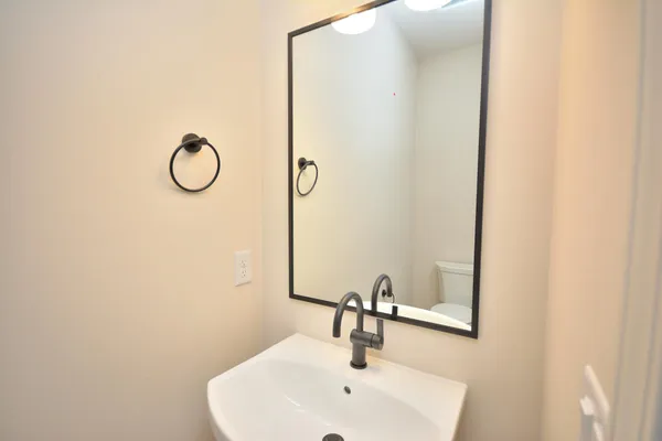 $864,900 | 8191 Skylark Court, Mequon, WI 53097