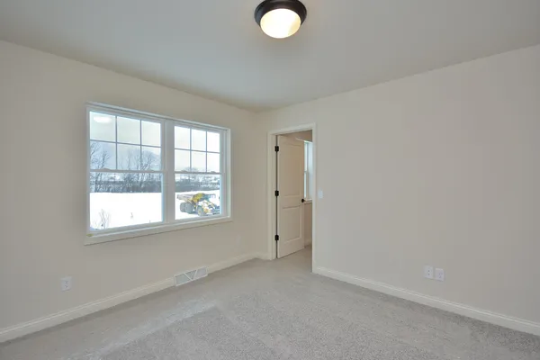 $864,900 | 8191 Skylark Court, Mequon, WI 53097