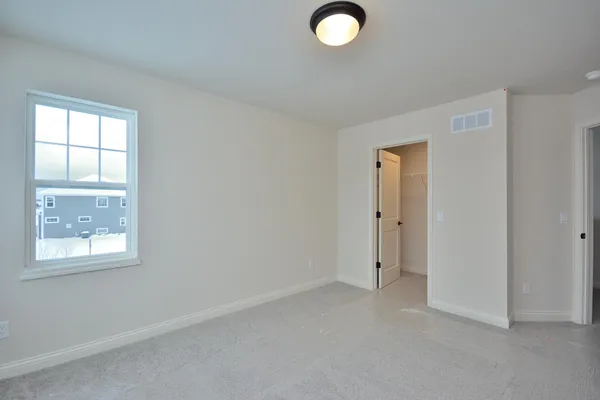 $864,900 | 8191 Skylark Court, Mequon, WI 53097