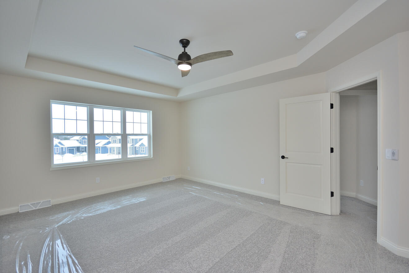 8191 Skylark Court Greendale, WI 53129 - Photo 23 of 31 92 EMPS (26)