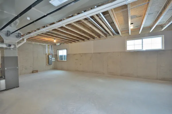 $864,900 | 8191 Skylark Court, Mequon, WI 53097