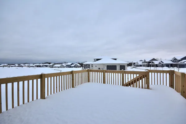 $864,900 | 8191 Skylark Court, Mequon, WI 53097