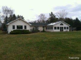 2070 Arlington Road Columbus, MI 48063 - Photo 7 of 11 Rear of home.JPG