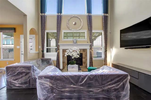 $2,700 | 1242 South Maple Drive, Katy, TX 77493