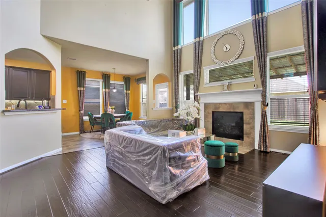 $2,700 | 1242 South Maple Drive, Katy, TX 77493