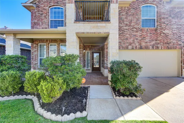 $2,700 | 1242 South Maple Drive, Katy, TX 77493