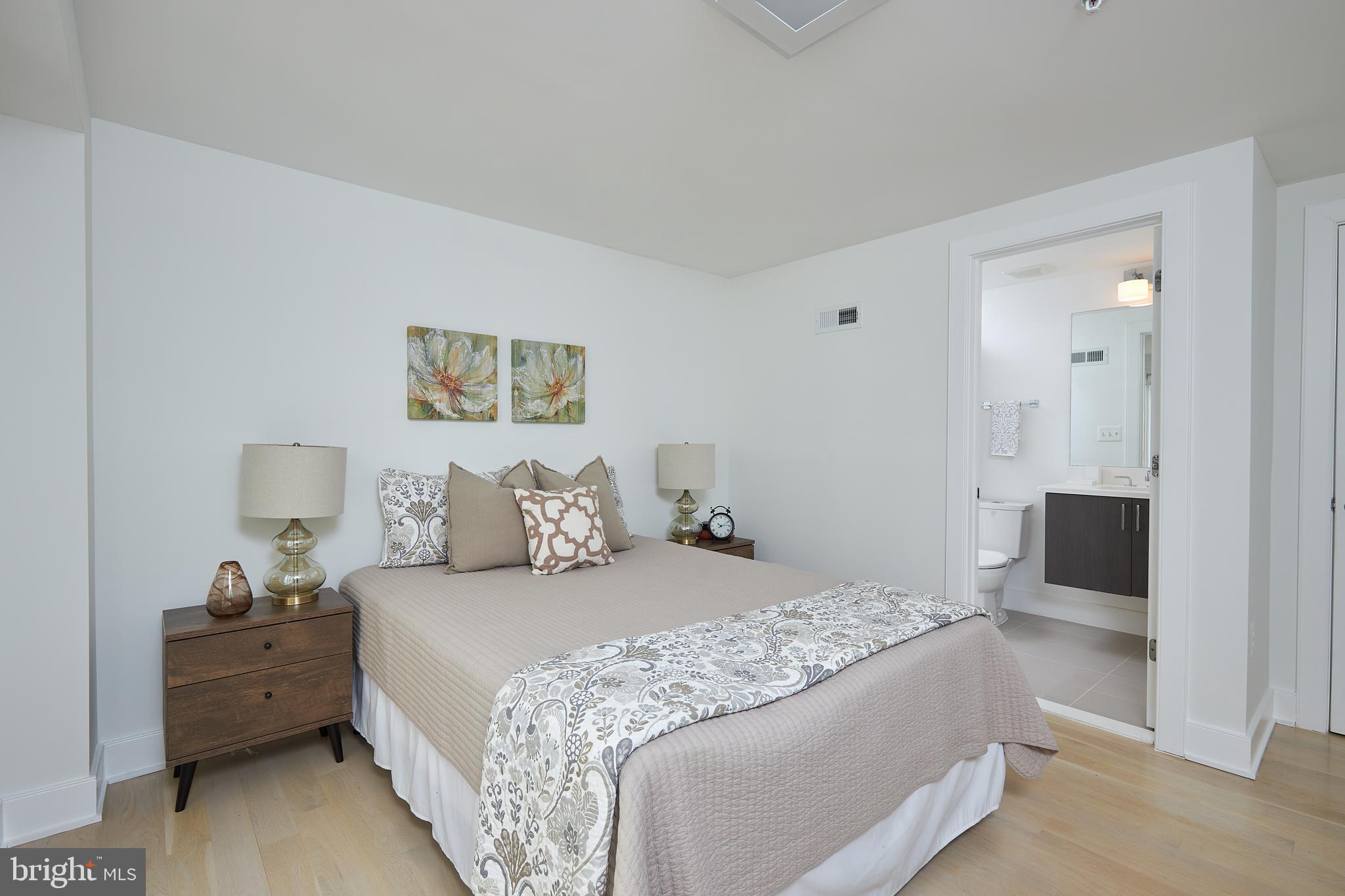 2014 Kalorama Road Northwest, Unit 8 Washington, DC 20009 - Photo 21 of 43 Bedroom 3