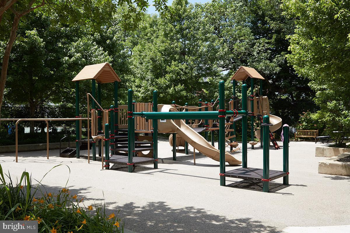 2014 Kalorama Road Northwest, Unit 8 Washington, DC 20009 - Photo 38 of 43 Tot Lot