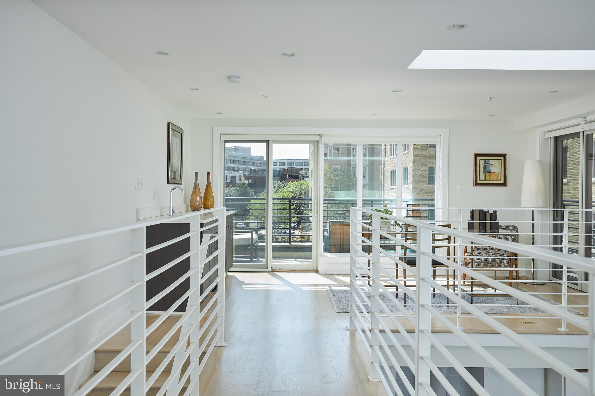 2014 Kalorama Road Northwest, Unit 8 Washington, DC 20009 - Photo 10 of 43 Walkway to Living Room/Office/Den and Full Balcony