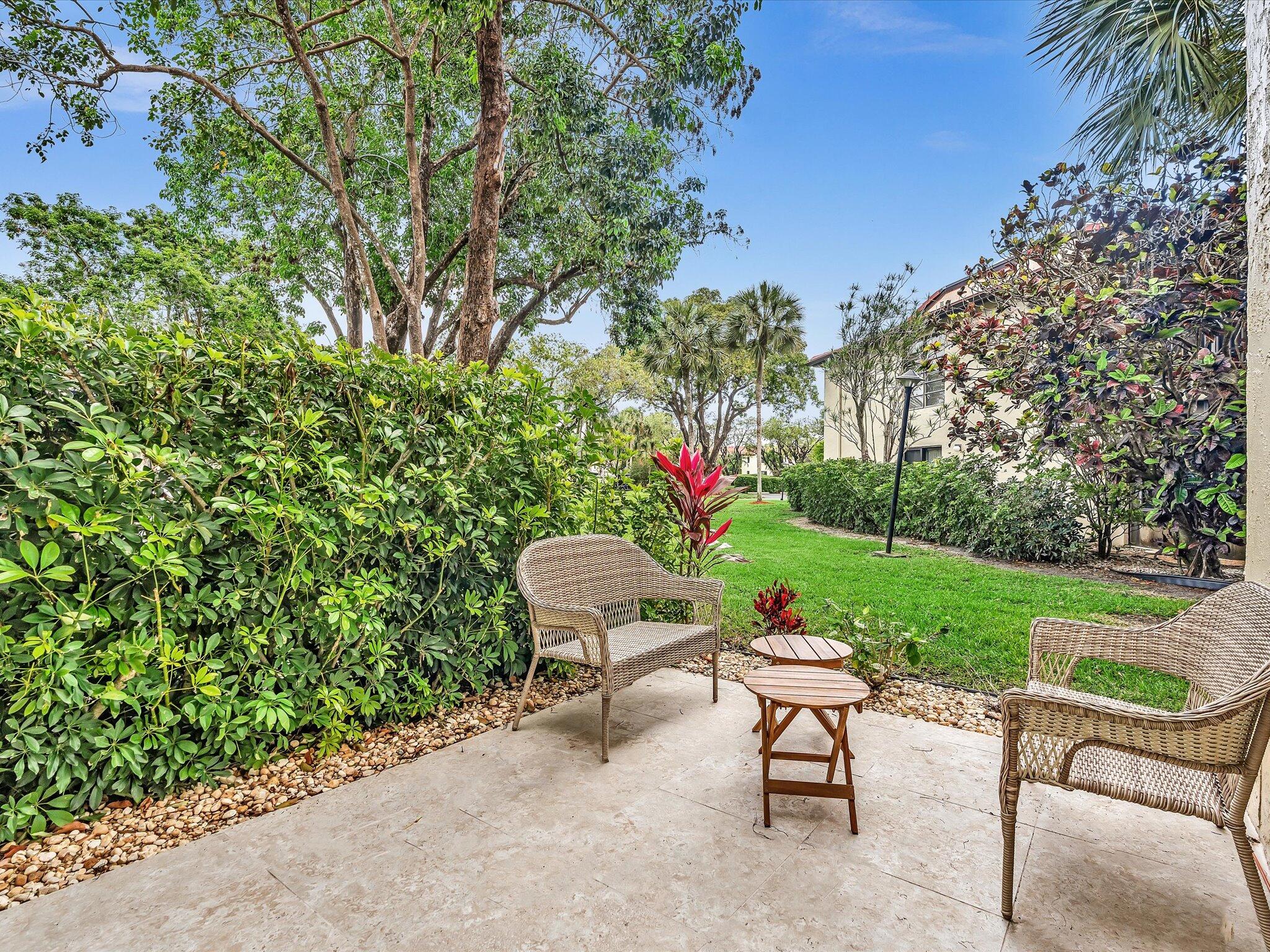 8410 Casa Del Lago, Unit 20A Boca Raton, FL 33433 - Photo 13 of 53 10-FPP0520