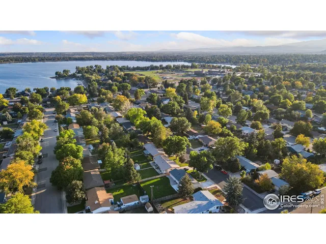 a view of an ocean from a balcony