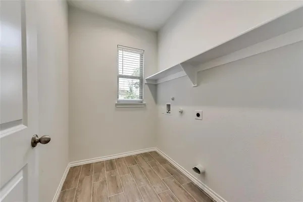 $1,895 | 1033 King Street, Aubrey, TX 76227