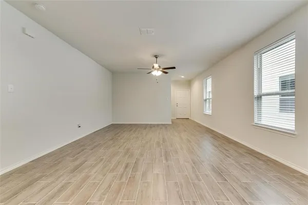 $1,895 | 1033 King Street, Aubrey, TX 76227