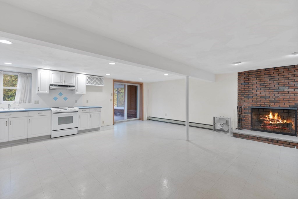 30 Crystal Drive Stoneham, MA 02180 - Photo 19 of 30