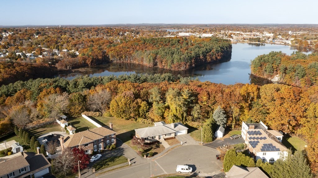 30 Crystal Drive Stoneham, MA 02180 - Photo 2 of 30