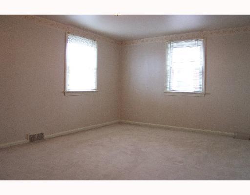 2904 Fernwald Road Pittsburgh, PA 15217 - Photo 7 of 8 Master Bedroom.